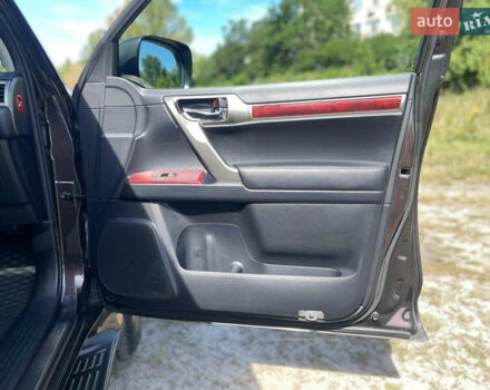 Лексус ГХ, объемом двигателя 4.6 л и пробегом 198 тыс. км за 30000 $, фото 41 на Automoto.ua