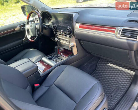 Лексус ГХ, объемом двигателя 4.6 л и пробегом 198 тыс. км за 30000 $, фото 42 на Automoto.ua