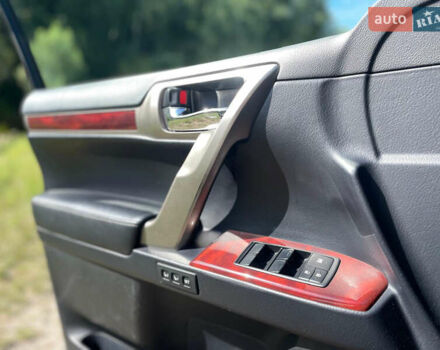 Лексус ГХ, объемом двигателя 4.6 л и пробегом 198 тыс. км за 30000 $, фото 55 на Automoto.ua