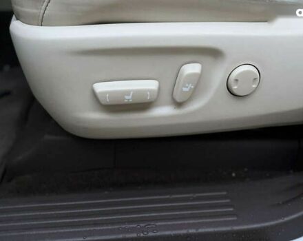 Лексус ГХ, объемом двигателя 4.6 л и пробегом 118 тыс. км за 31500 $, фото 13 на Automoto.ua