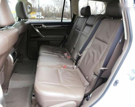 Лексус ГХ, объемом двигателя 4.6 л и пробегом 174 тыс. км за 41500 $, фото 7 на Automoto.ua