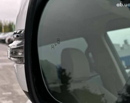 Лексус ГХ, объемом двигателя 4.6 л и пробегом 10 тыс. км за 47500 $, фото 12 на Automoto.ua