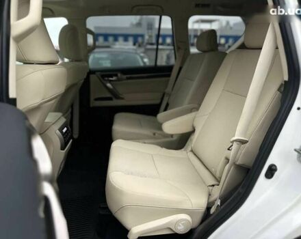 Лексус ГХ, объемом двигателя 4.6 л и пробегом 10 тыс. км за 47500 $, фото 16 на Automoto.ua