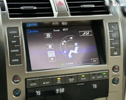 Лексус ГХ, объемом двигателя 4.6 л и пробегом 10 тыс. км за 47500 $, фото 28 на Automoto.ua