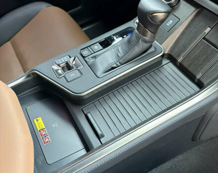 Лексус ГХ, объемом двигателя 3.5 л и пробегом 5 тыс. км за 101000 $, фото 27 на Automoto.ua