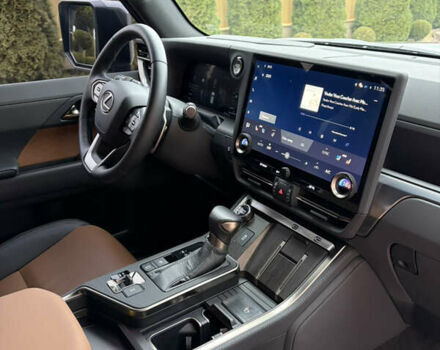 Лексус ГХ, объемом двигателя 3.5 л и пробегом 5 тыс. км за 101000 $, фото 25 на Automoto.ua