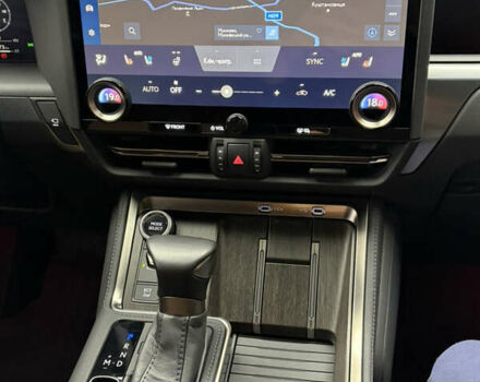 Лексус ГХ, объемом двигателя 3.5 л и пробегом 5 тыс. км за 101000 $, фото 38 на Automoto.ua