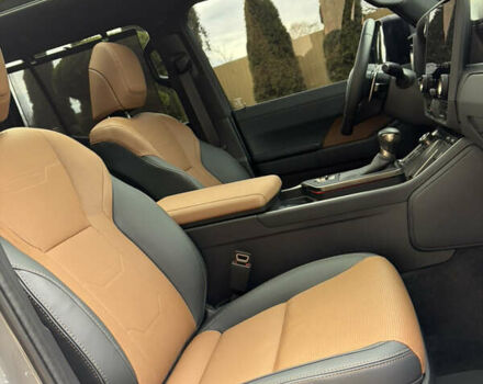 Лексус ГХ, объемом двигателя 3.5 л и пробегом 5 тыс. км за 101000 $, фото 54 на Automoto.ua