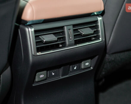 Лексус ГХ, объемом двигателя 3.5 л и пробегом 0 тыс. км за 96435 $, фото 18 на Automoto.ua