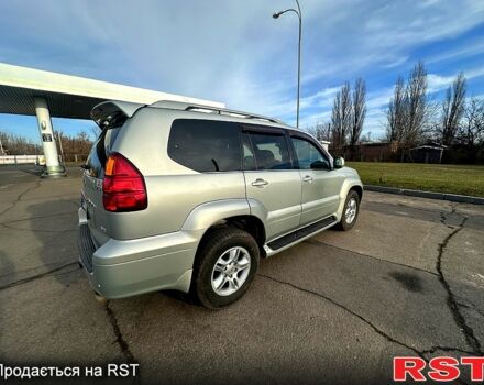 Сірий Лексус ГХ, об'ємом двигуна 4.7 л та пробігом 250 тис. км за 13500 $, фото 3 на Automoto.ua