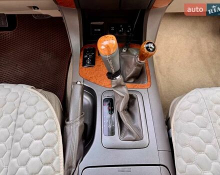 Лексус ГХ 2004 у Одесі на Automoto.ua Сірий Лексус ГХ, об'ємом двигуна 4.66 л та пробігом 174 тис. км за 12700 $, фото 73 на Automoto.ua