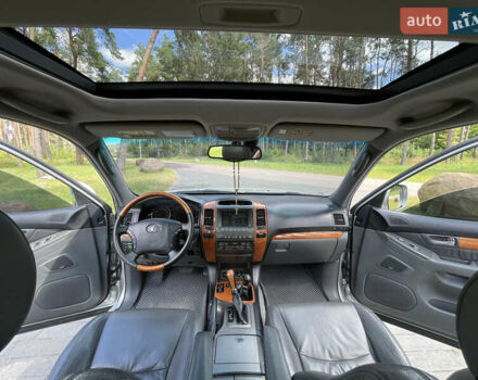 Серый Лексус ГХ, объемом двигателя 4.66 л и пробегом 375 тыс. км за 12750 $, фото 28 на Automoto.ua