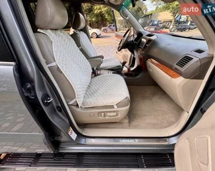 Лексус ГХ 2004 у Одесі на Automoto.ua Сірий Лексус ГХ, об'ємом двигуна 4.66 л та пробігом 174 тис. км за 12700 $, фото 47 на Automoto.ua