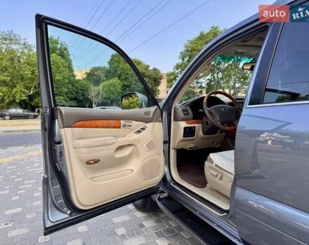 Лексус ГХ 2004 у Одесі на Automoto.ua Сірий Лексус ГХ, об'ємом двигуна 4.66 л та пробігом 174 тис. км за 12700 $, фото 49 на Automoto.ua