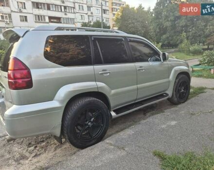 Сірий Лексус ГХ, об'ємом двигуна 4.7 л та пробігом 265 тис. км за 18500 $, фото 1 на Automoto.ua