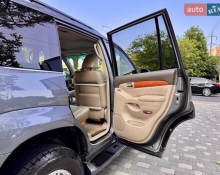 Лексус ГХ 2004 у Одесі на Automoto.ua Сірий Лексус ГХ, об'ємом двигуна 4.66 л та пробігом 174 тис. км за 12700 $, фото 65 на Automoto.ua