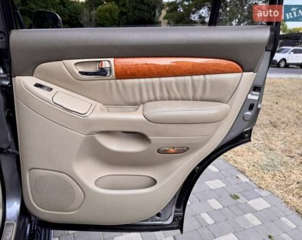 Лексус ГХ 2004 у Одесі на Automoto.ua Сірий Лексус ГХ, об'ємом двигуна 4.66 л та пробігом 174 тис. км за 12700 $, фото 64 на Automoto.ua