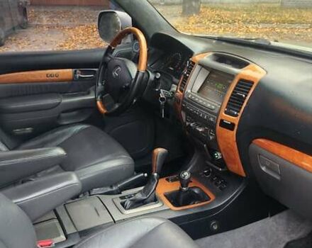 Серый Лексус ГХ, объемом двигателя 4.66 л и пробегом 285 тыс. км за 14600 $, фото 14 на Automoto.ua