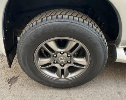 Серый Лексус ГХ, объемом двигателя 4.66 л и пробегом 300 тыс. км за 15500 $, фото 18 на Automoto.ua