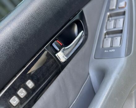 Сірий Лексус ГХ, об'ємом двигуна 4.7 л та пробігом 217 тис. км за 14200 $, фото 9 на Automoto.ua