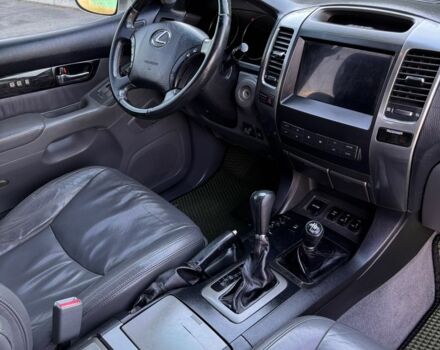 Сірий Лексус ГХ, об'ємом двигуна 4.7 л та пробігом 217 тис. км за 14200 $, фото 11 на Automoto.ua
