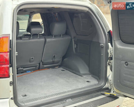 Сірий Лексус ГХ, об'ємом двигуна 4.66 л та пробігом 231 тис. км за 14400 $, фото 13 на Automoto.ua