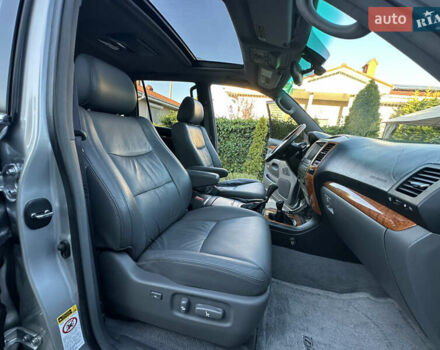 Сірий Лексус ГХ, об'ємом двигуна 4.66 л та пробігом 96 тис. км за 17500 $, фото 59 на Automoto.ua