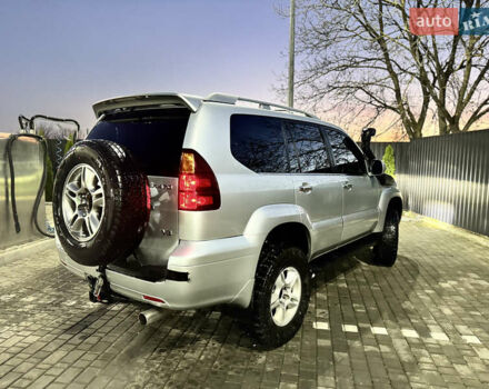 Серый Лексус ГХ, объемом двигателя 4.7 л и пробегом 209 тыс. км за 20000 $, фото 3 на Automoto.ua