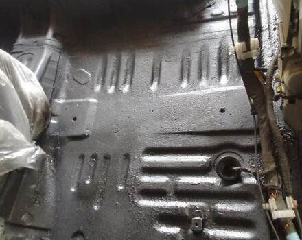 Серый Лексус ГХ, объемом двигателя 4.7 л и пробегом 209 тыс. км за 20000 $, фото 15 на Automoto.ua