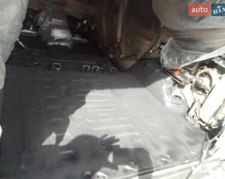 Серый Лексус ГХ, объемом двигателя 4.7 л и пробегом 209 тыс. км за 20000 $, фото 14 на Automoto.ua