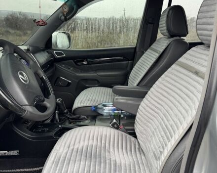 Серый Лексус ГХ, объемом двигателя 4.7 л и пробегом 281 тыс. км за 15000 $, фото 6 на Automoto.ua