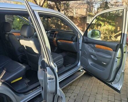 Серый Лексус ГХ, объемом двигателя 4.66 л и пробегом 280 тыс. км за 17800 $, фото 15 на Automoto.ua