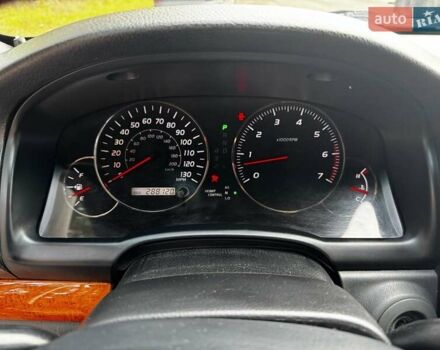 Сірий Лексус ГХ, об'ємом двигуна 4.7 л та пробігом 288 тис. км за 17000 $, фото 8 на Automoto.ua