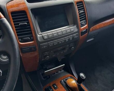 Сірий Лексус ГХ, об'ємом двигуна 4.7 л та пробігом 288 тис. км за 17000 $, фото 7 на Automoto.ua