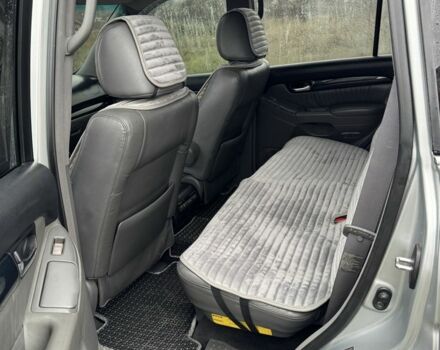 Серый Лексус ГХ, объемом двигателя 4.7 л и пробегом 281 тыс. км за 15000 $, фото 7 на Automoto.ua