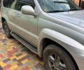 Сірий Лексус ГХ, об'ємом двигуна 4.66 л та пробігом 211 тис. км за 18000 $, фото 1 на Automoto.ua