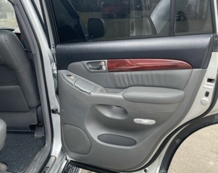 Сірий Лексус ГХ, об'ємом двигуна 4.7 л та пробігом 236 тис. км за 16500 $, фото 15 на Automoto.ua