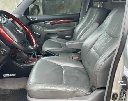 Сірий Лексус ГХ, об'ємом двигуна 4.7 л та пробігом 236 тис. км за 16500 $, фото 10 на Automoto.ua