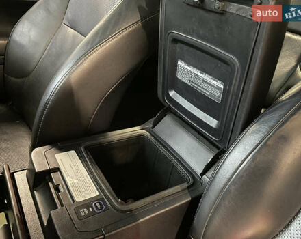 Серый Лексус ГХ, объемом двигателя 4.6 л и пробегом 330 тыс. км за 20000 $, фото 21 на Automoto.ua