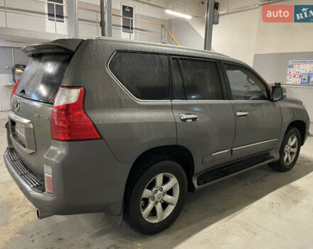 Серый Лексус ГХ, объемом двигателя 4.6 л и пробегом 220 тыс. км за 22000 $, фото 2 на Automoto.ua