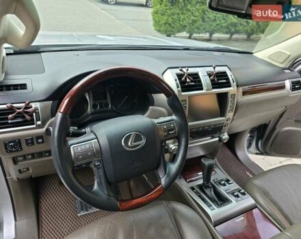 Серый Лексус ГХ, объемом двигателя 4.61 л и пробегом 254 тыс. км за 24000 $, фото 14 на Automoto.ua