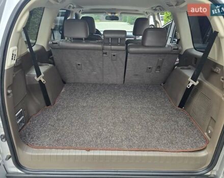 Серый Лексус ГХ, объемом двигателя 4.61 л и пробегом 254 тыс. км за 24000 $, фото 10 на Automoto.ua