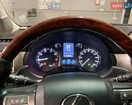 Серый Лексус ГХ, объемом двигателя 4.6 л и пробегом 220 тыс. км за 22000 $, фото 7 на Automoto.ua