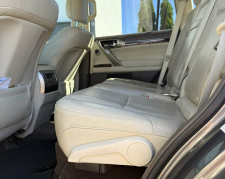 Серый Лексус ГХ, объемом двигателя 4.61 л и пробегом 194 тыс. км за 25000 $, фото 10 на Automoto.ua