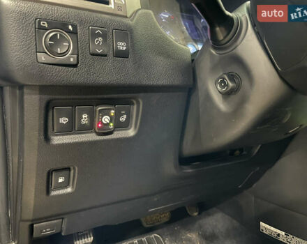 Серый Лексус ГХ, объемом двигателя 4.6 л и пробегом 220 тыс. км за 22000 $, фото 18 на Automoto.ua