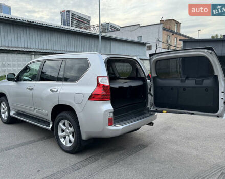 Сірий Лексус ГХ, об'ємом двигуна 4.6 л та пробігом 195 тис. км за 26700 $, фото 34 на Automoto.ua