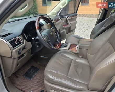 Серый Лексус ГХ, объемом двигателя 4.61 л и пробегом 254 тыс. км за 25000 $, фото 14 на Automoto.ua