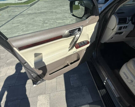 Серый Лексус ГХ, объемом двигателя 4.61 л и пробегом 194 тыс. км за 25000 $, фото 4 на Automoto.ua