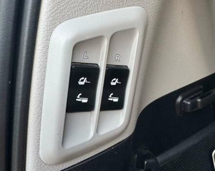 Серый Лексус ГХ, объемом двигателя 4.61 л и пробегом 320 тыс. км за 22800 $, фото 8 на Automoto.ua