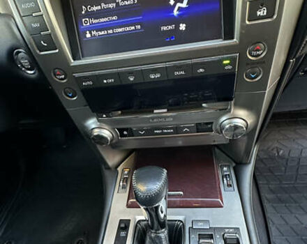 Серый Лексус ГХ, объемом двигателя 4.6 л и пробегом 278 тыс. км за 29999 $, фото 3 на Automoto.ua